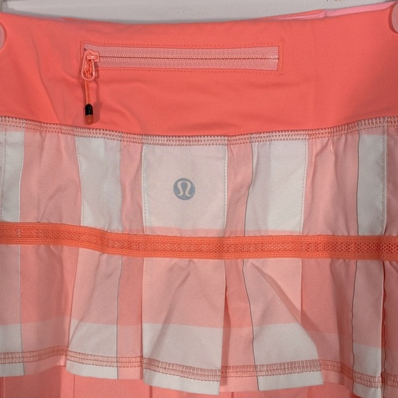Lululemon Run: Pace Setter Skirt Pink Check size 6 - Picture 6 of 14